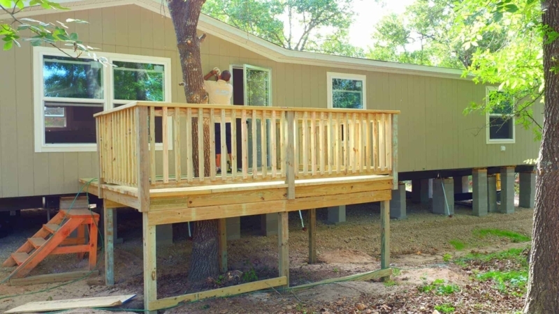 Rustic Backyard Deck Project: Integrated Tree & Picket Railings