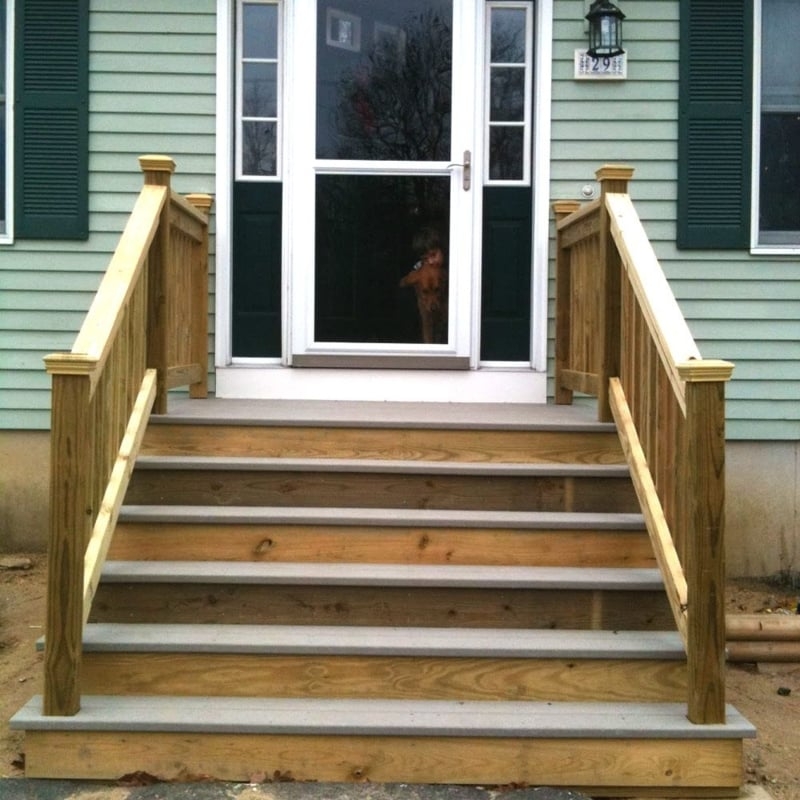 Wooden Mobile Home Stairs with Contrasting Treads
