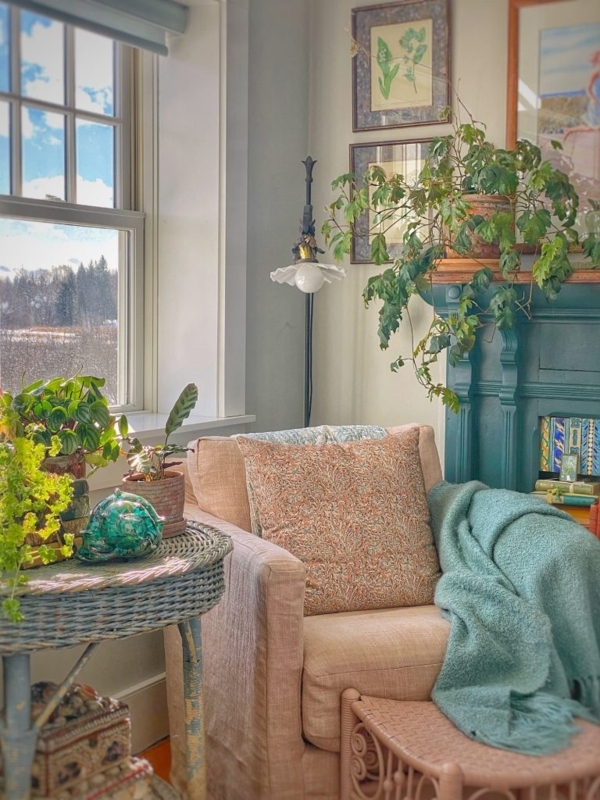 Accent Chair in Peach Upholstery with Teal Faux Fireplace Decor.