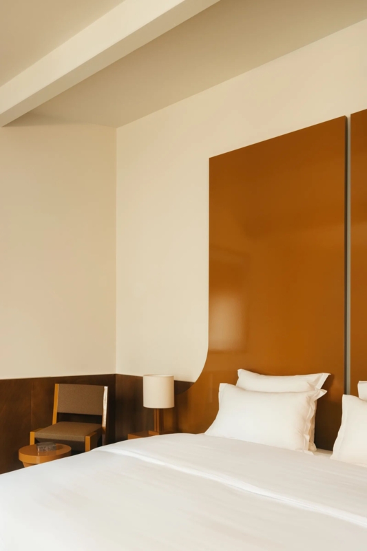 Bedroom Minimalist with Glossy Curved Panel and Wood Wainscoting