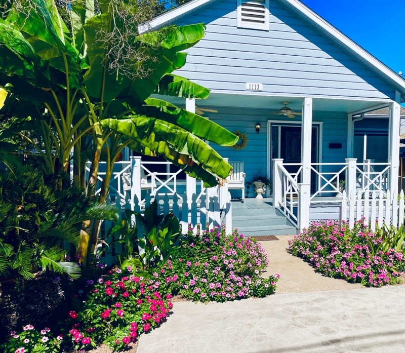 Blue Cottage Exterior White Crossbuck Railing Picket Fence