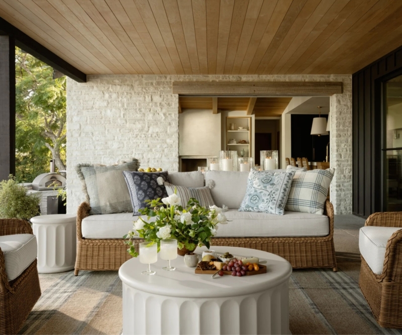 Coastal Patio Lounge with Fluted Pedestal Coffee Table