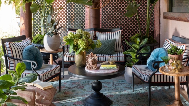 Coastal Patio Set with Striped Cushions & Black Lattice Screen