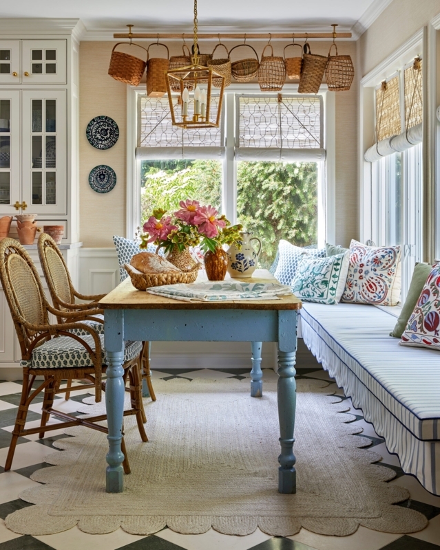 Cottagecore Dining Nook with Hanging Basket Rod and Scalloped Rug