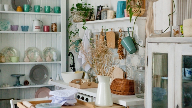 Cottagecore Kitchen Scene: Open Shelving & Blue Patterned Tile Backsplash
