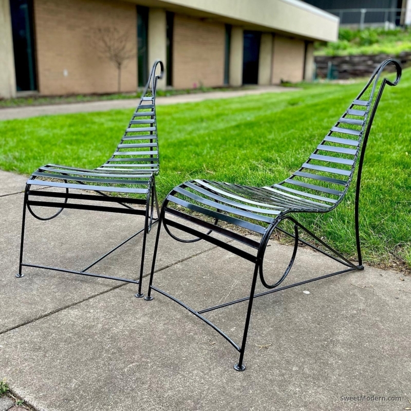 Garden Chairs Black Metal with Sculptural Swooping Silhouette