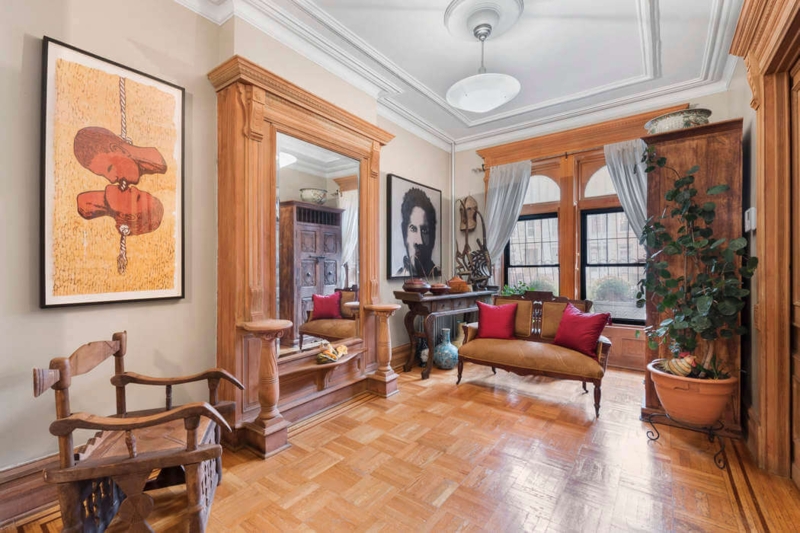 Historic Hallway With Pier Mirror And Traditional Parquet Flooring Layout
