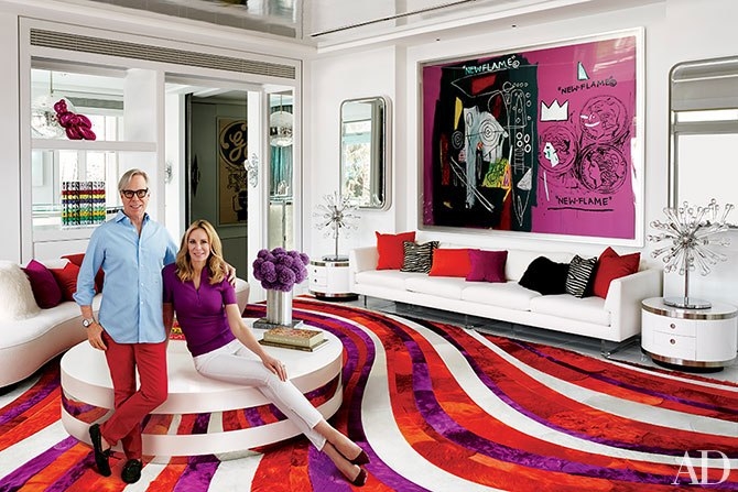 Maximalist Living Room Decor: Wavy Striped Rug & Starburst Table Lamps