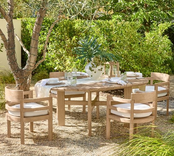 Outdoor Dining Set: Round Extending Table Coastal Beachwood Curved Chairs