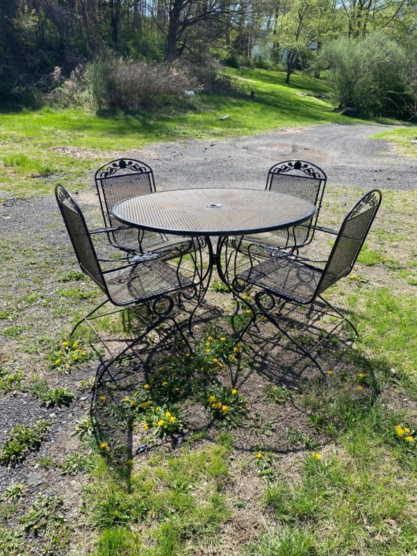 Outdoor Dining Set Vintage Metal with Mesh Dining Surface