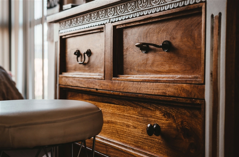 Rich Wood Grain Dresser Antique Carved Scrollwork Trim
