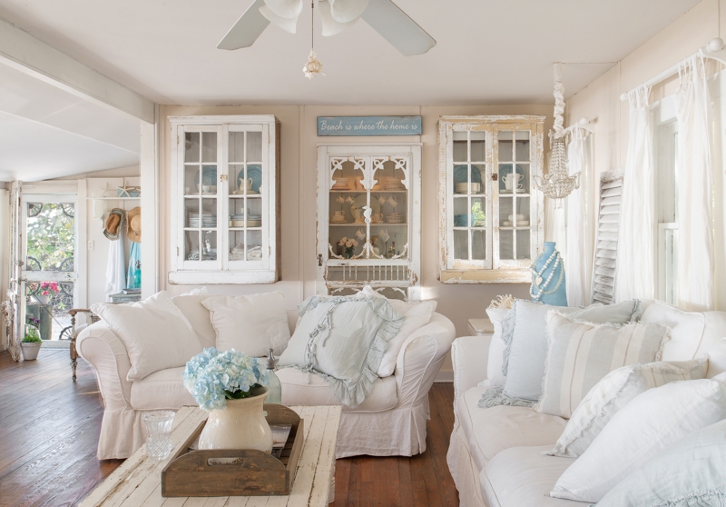 Shabby Chic Cottage Living Room: Distressed Wall Cabinets