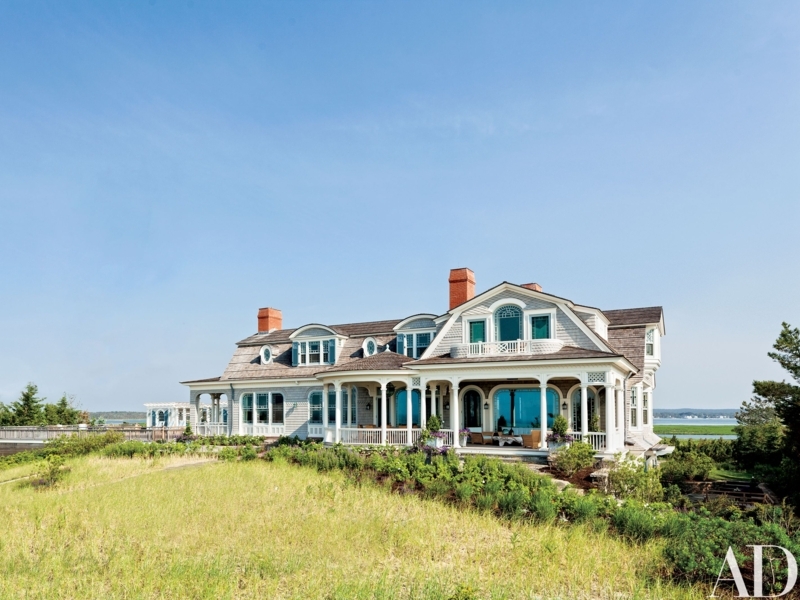 Shingle Style Beach House Architecture with Gambrel Roof