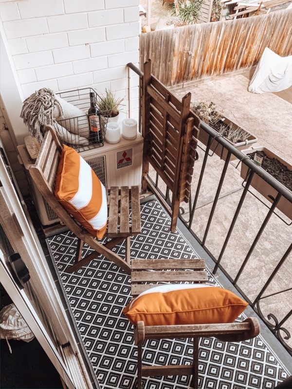 Small Apartment Balcony Decor: Folding Wood Furniture
