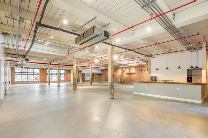 Urban Loft With Timber Ceilings, Exposed Pipes & Polished Concrete Floor