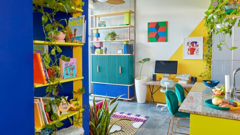 Vibrant Maximalist Home Office: Bold Color Blocking and Pothos Vines
