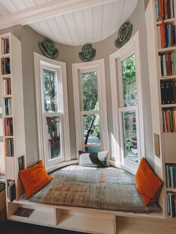 Window Seat, Integrated Bookshelves, Curved Bench, Bay Window Nook.
