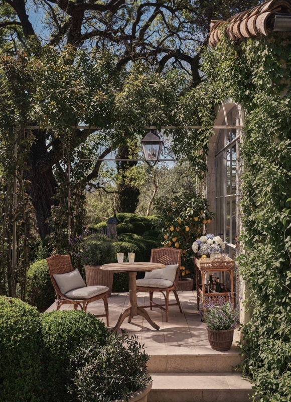 Woven Patio Seating Set with Vine Covered Arch