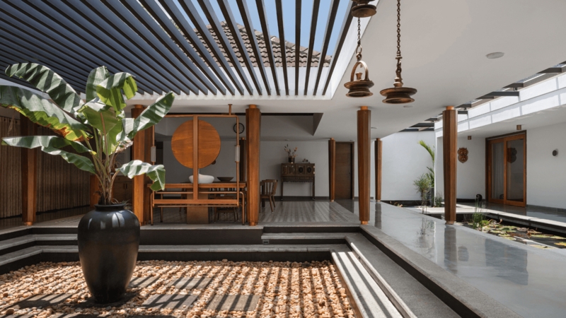 Zen Courtyard Design with Slatted Pergola & Water Feature